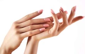 How to properly prepare your nails before applying varnish?